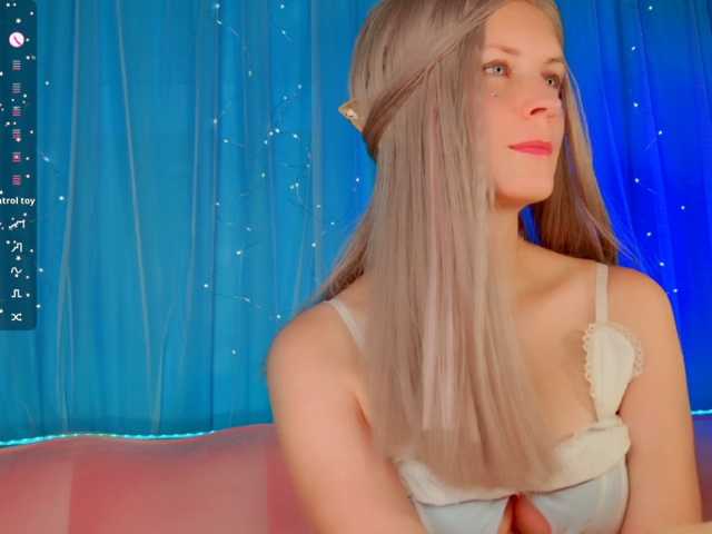 -Fresh- live cam on BongaCams