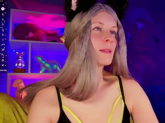 -Fresh- live cam on BongaCams