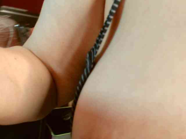Marina-lady webcam