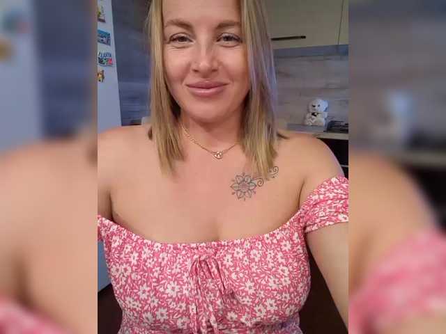white-angel-1 live cam on BongaCams