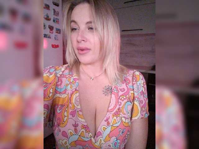 white-angel-1 live cam on BongaCams
