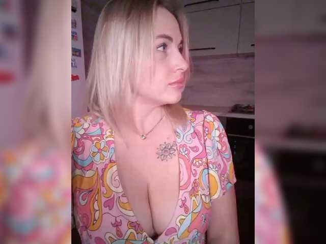 white-angel-1 live cam on BongaCams