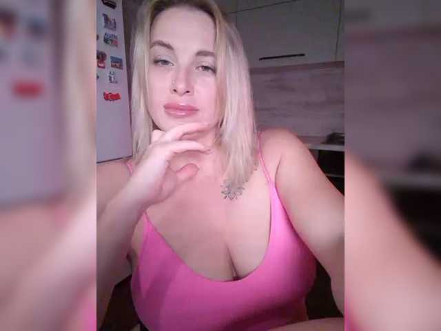 white-angel-1 live cam on BongaCams