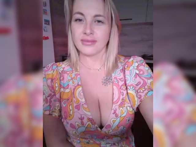 white-angel-1 live cam on BongaCams