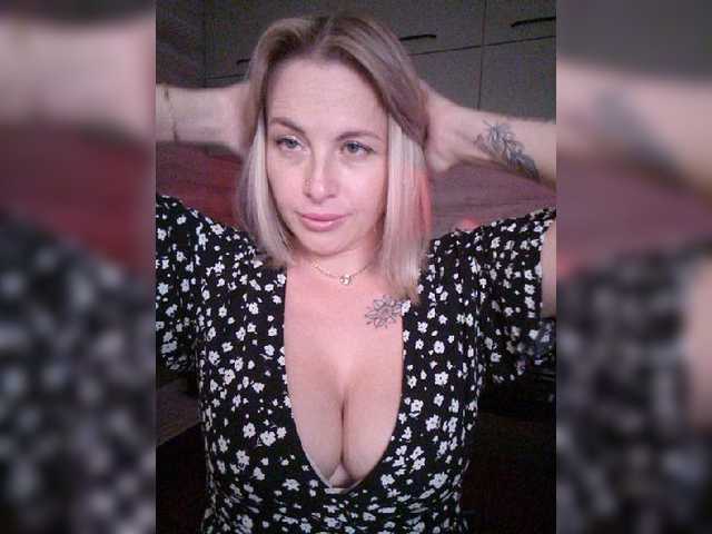 white-angel-1 live cam