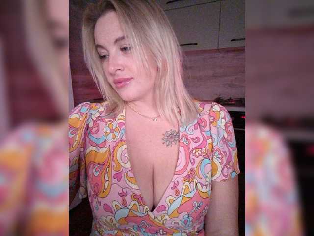 white-angel-1 live cam on BongaCams