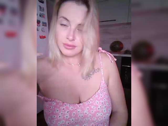 white-angel-1 live cam on BongaCams