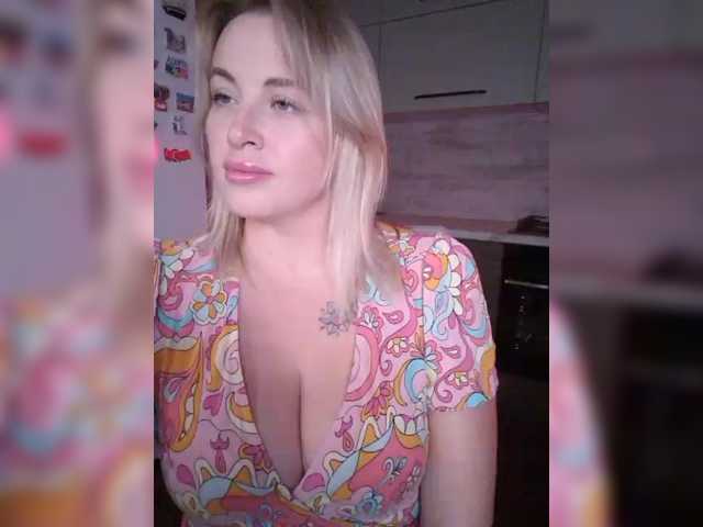 white-angel-1 live cam on BongaCams