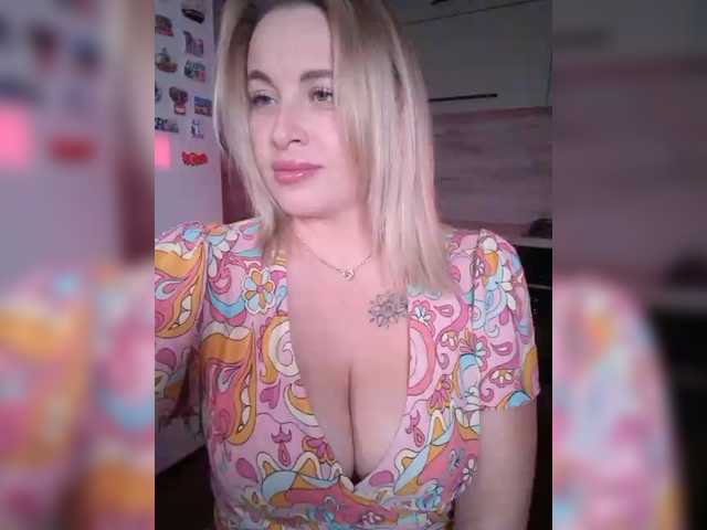 white-angel-1 live cam on BongaCams