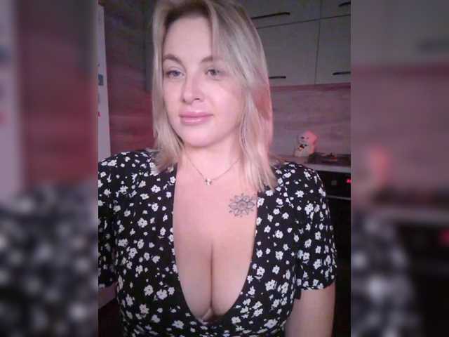 white-angel-1 live cam on BongaCams