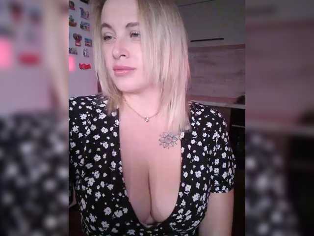 white-angel-1 live cam on BongaCams
