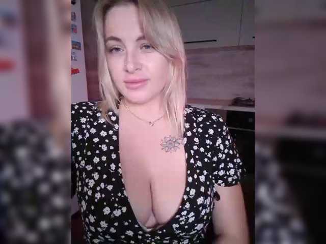 white-angel-1 live cam on BongaCams