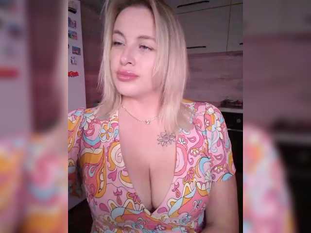 white-angel-1 live cam on BongaCams