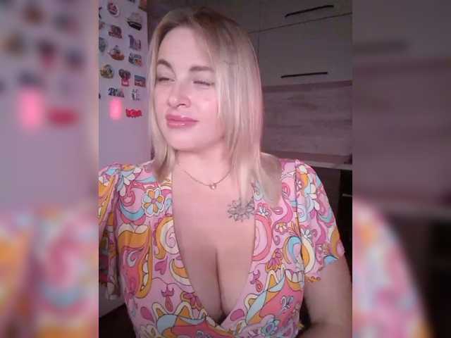 white-angel-1 live cam on BongaCams