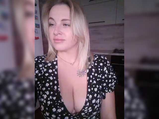 white-angel-1 live cam on BongaCams