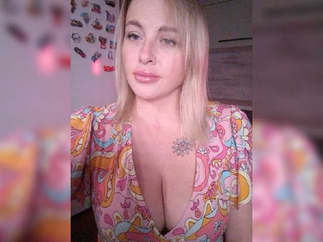white-angel-1 live cam on BongaCams