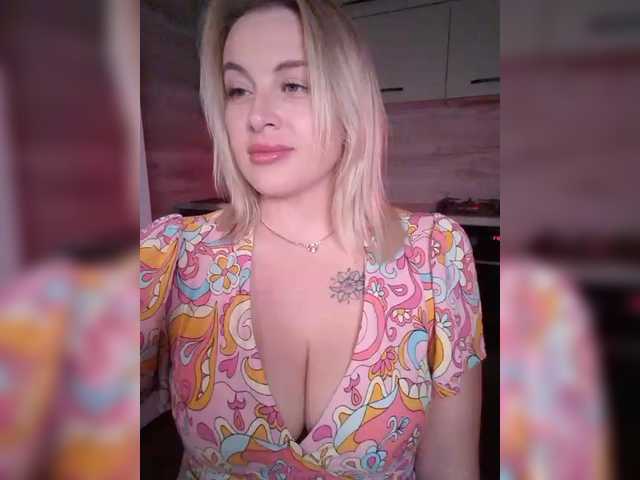 white-angel-1 live cam on BongaCams