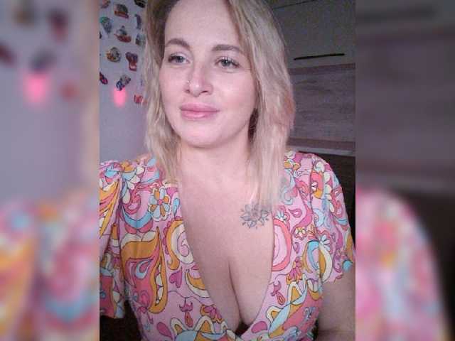 white-angel-1 live cam on BongaCams