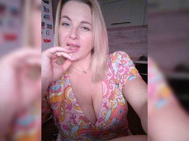 white-angel-1, live now on BongaCams