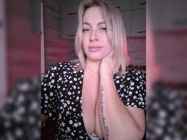 white-angel-1 live cam