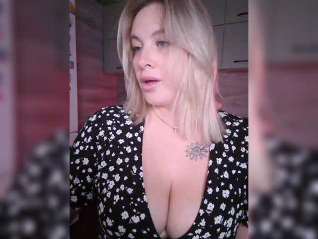 white-angel-1 live cam on BongaCams