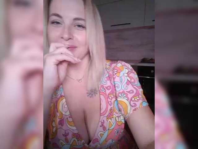 white-angel-1 live cam on BongaCams