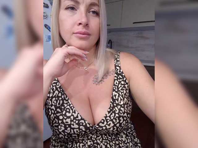 white-angel-1 live webcam show