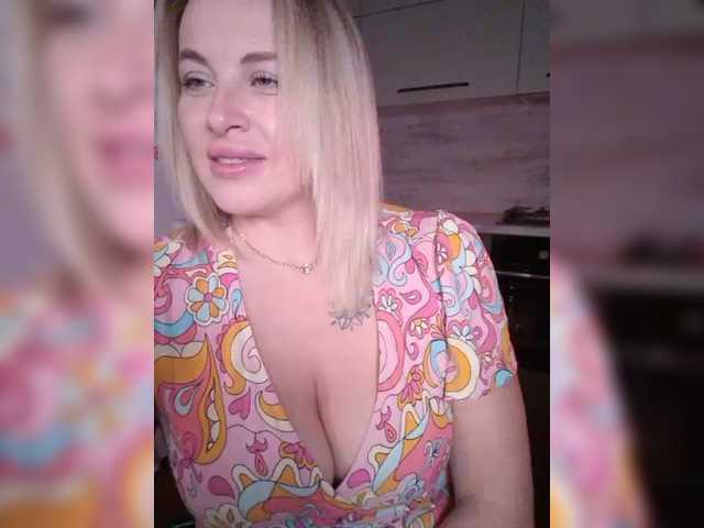 white-angel-1 live cam on BongaCams