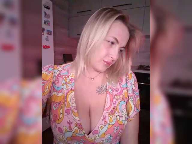 white-angel-1 live cam on BongaCams
