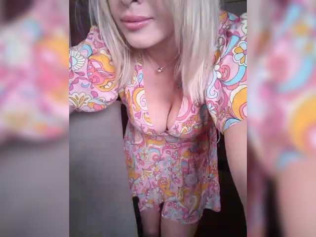 white-angel-1 live cam on BongaCams