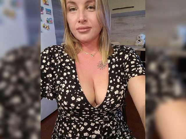 white-angel-1 cam belle