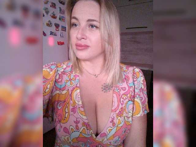 white-angel-1 live cam on BongaCams