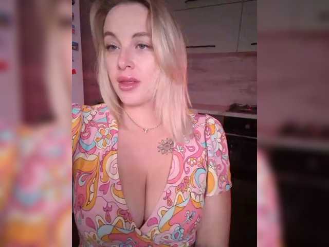white-angel-1 live cam on BongaCams