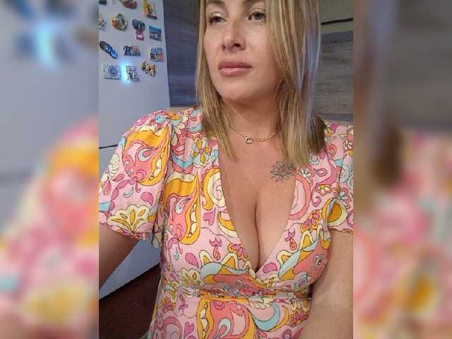 white-angel-1 cam belle