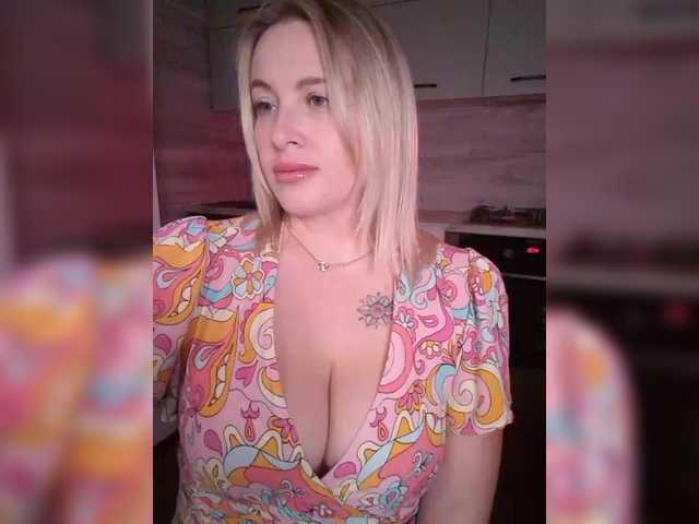 white-angel-1 live cam on BongaCams