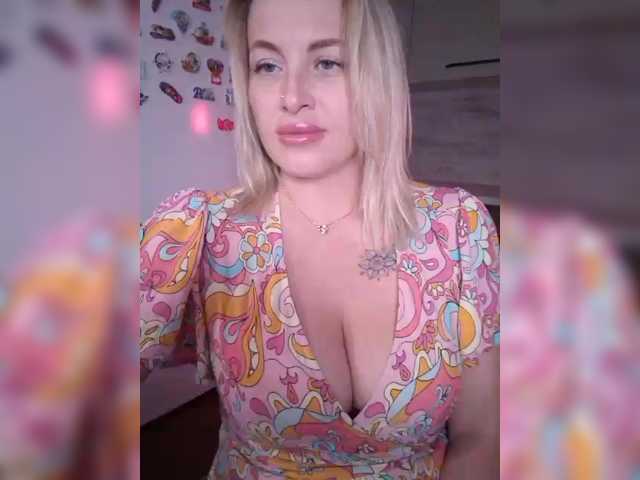 white-angel-1 live cam on BongaCams