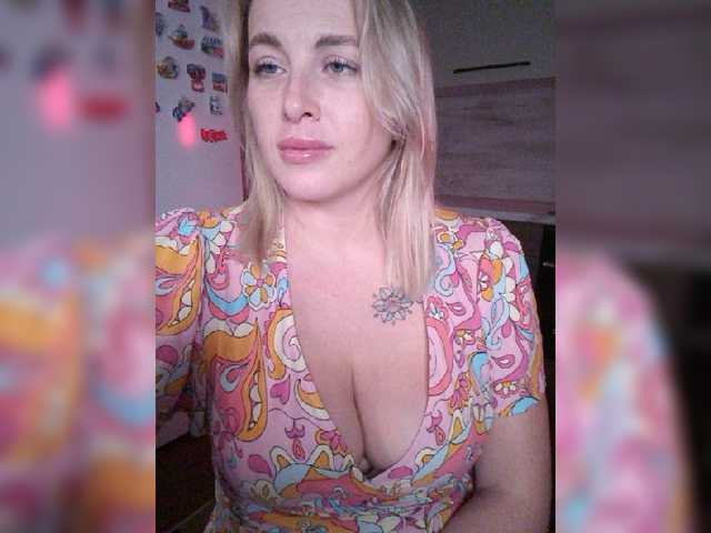 white-angel-1 live cam on BongaCams