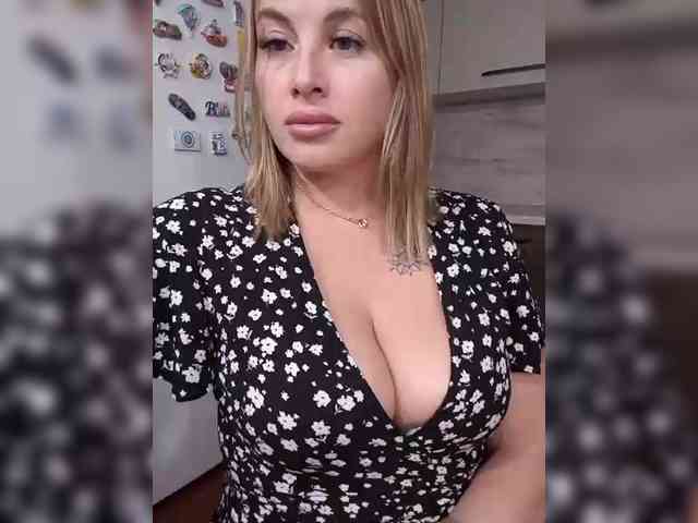 white-angel-1 Live Webcam on BongaCams