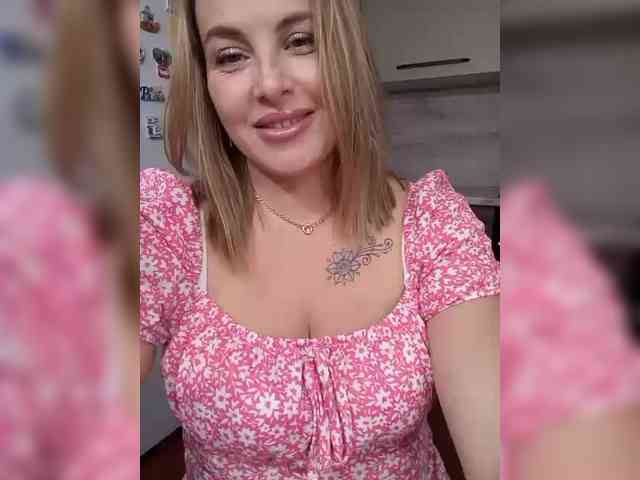 white-angel-1 Live Webcam on BongaCams