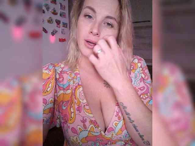 Модель: --_Angel_--