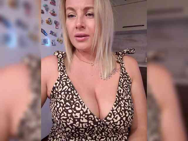 --_Angel_-- webcam