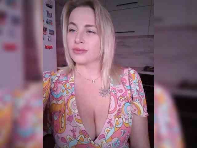Модель: --_Angel_--