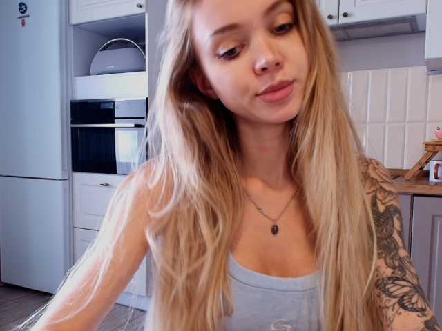 ladayy live cam on BongaCams