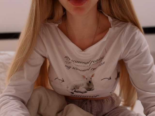 ladayy's BongaCams show and profile