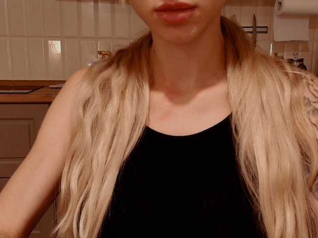 ladayy live cam on BongaCams