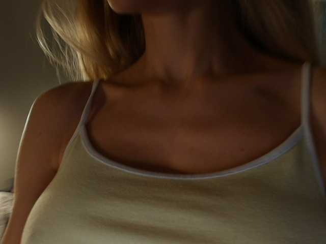 ladayy live cam on BongaCams