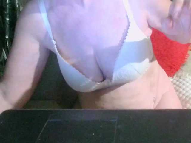 Svetulya50 Live Cam on BongaCams