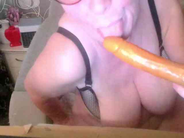 Svetulya50 Sex Cam Show