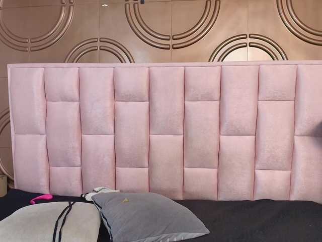 emmily-keller live cam on BongaCams