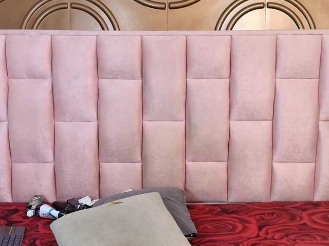 emmily-keller live cam on BongaCams